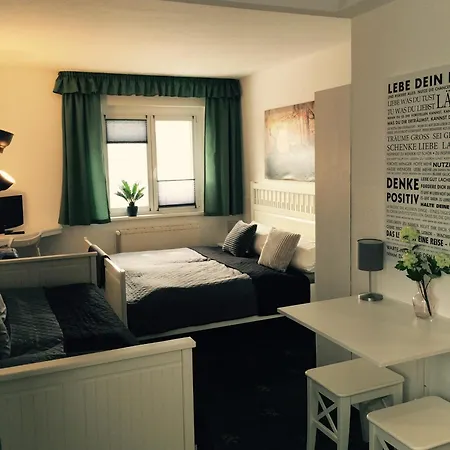 Am Helios Kolonie Rontgental